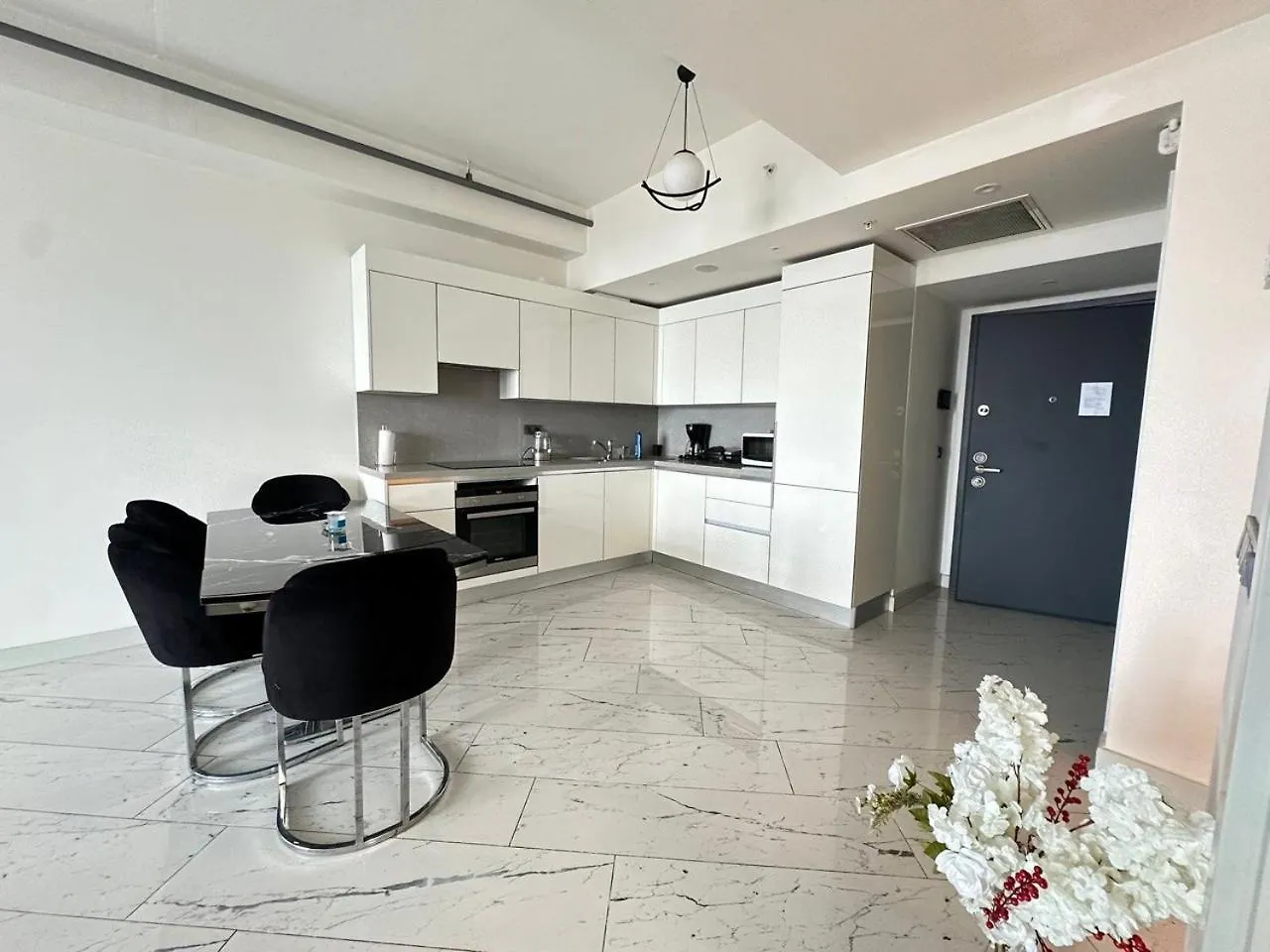 Luxury Apt In The 40 Plus Floor Istanbul Apartment